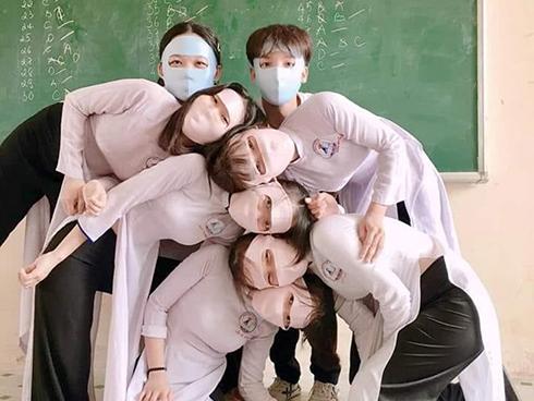 IQ vô cực của nhóm nữ sinh khi không có tiền chụp ảnh kỷ yếu: Đã không đẹp thì phải độc-16