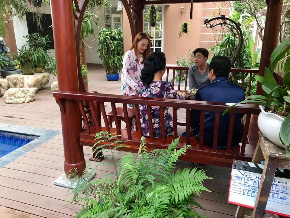 Kết phim Về Nhà Đi Con: Bảo Thanh sinh con cho Quốc Trường chỉ sau 1 đêm ân ái vội-2