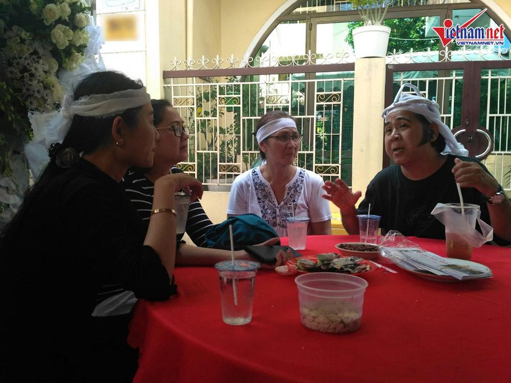 Nghệ sĩ Bạch Long: Mẹ mất, Thành Lộc vẫn tỉnh bơ diễn-2