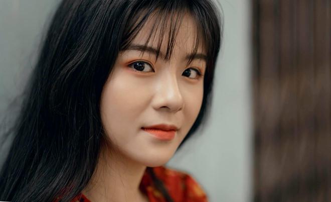 Nữ sinh Thái Nguyên gây nghiện người xem bởi chất giọng ngọt ngào, nhìn ảnh cận mặt còn ngây ngất hơn-3
