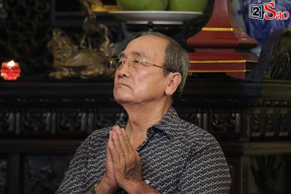 Hồng Vân - Minh Nhí - Quốc Thuận tới lễ cúng 49 ngày mất của cố nghệ sĩ Anh Vũ-6