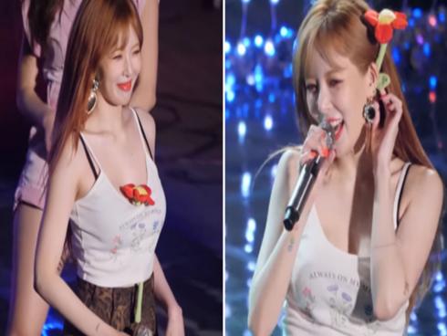 'Nữ hoàng sexy' HyunA vừa tái xuất đã gây sốc với hành động chưa idol nữ nào dám làm