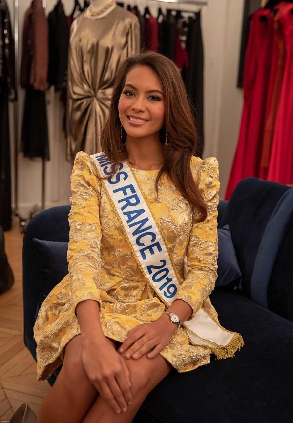 Lộ diện 18 thí sinh đầu tiên tại Miss Universe 2019: Quá nhiều nhan sắc nặng ký đang đe dọa Hoàng Thùy-10