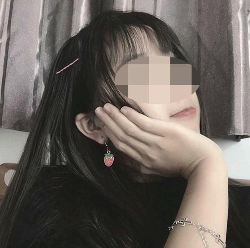 Hotgirl Tik Tok sinh năm 2004 nổi tiếng nhất tỉnh Quảng Ninh bị nghi lộ clip nóng dài 5 phút-1