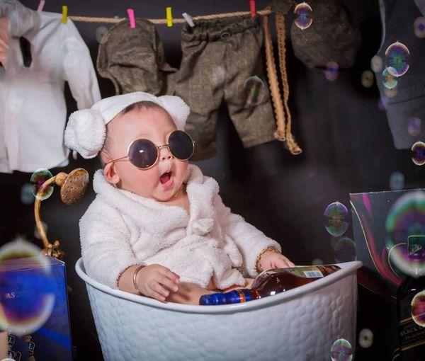 ‘Bản sao nhí’ 10 tháng tuổi của HLV Park Hang Seo gây sốt MXH, hội chị em thi nhau khen lấy khen để-1