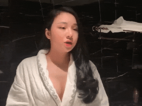 Hotgirl mạng số 1 Trung Quốc bán vé concert đắt ngang Lộc Hàm-4