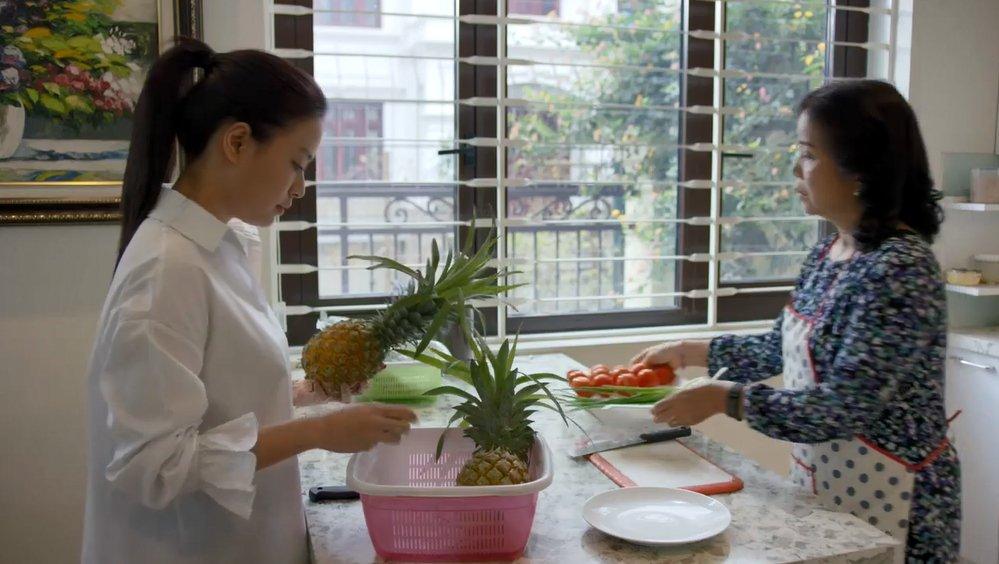 Khán giả chia phe cãi nhau vì diễn xuất của Hoàng Thùy Linh-2