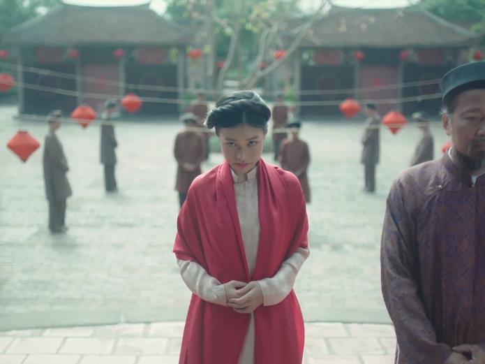 Bé 13 tuổi đóng cảnh nóng, phía Vợ ba có vi phạm Luật bảo vệ trẻ em?-1