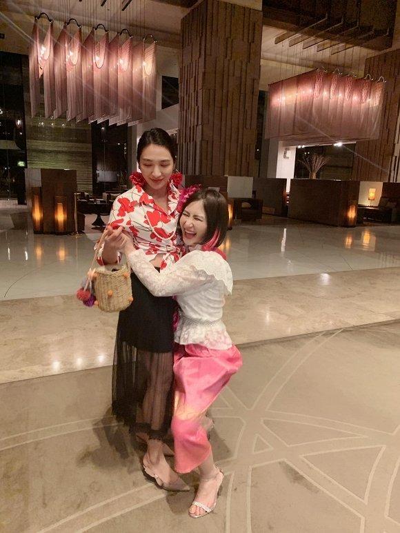 Sau tuyên bố tạm dừng ca hát, Hương Tràm sống rất đời trước ngày lên đường tới xứ sở cờ hoa-7