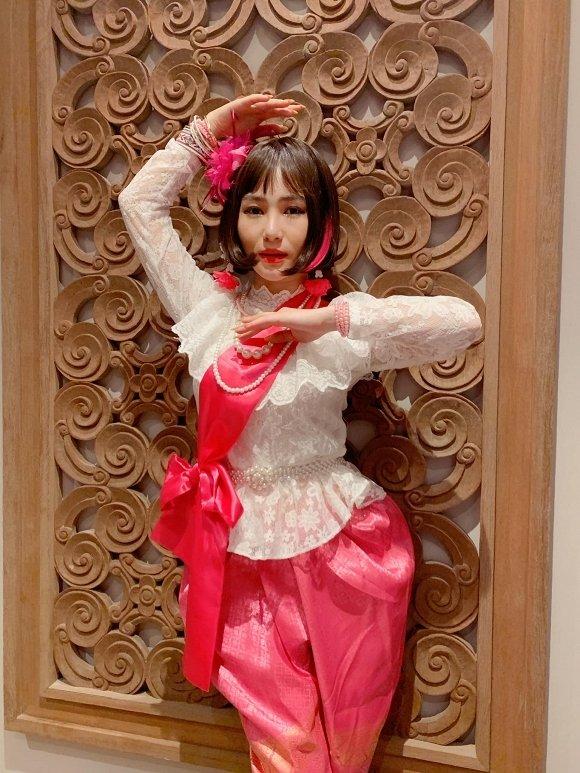 Sau tuyên bố tạm dừng ca hát, Hương Tràm sống rất đời trước ngày lên đường tới xứ sở cờ hoa-10