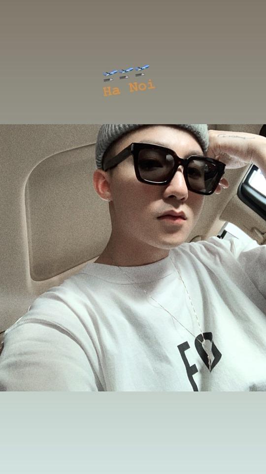 Sơn Tùng MTP khiến Sky phát ngốt với combo quần nỉ mũ len giữa cái nóng 40 độ ở Hà Nội-1