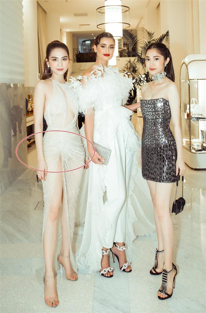 Dự tiệc Cannes 2019, Ngọc Trinh không những lộ nội y, vòng 1 xập xệ mà còn khuyết điểm xấu xí khác-2