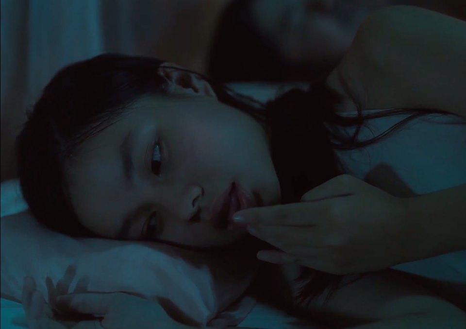 Mẹ diễn viên 13 tuổi đóng phim 18+: Sao các bạn cứ xâu xé con tôi?-1