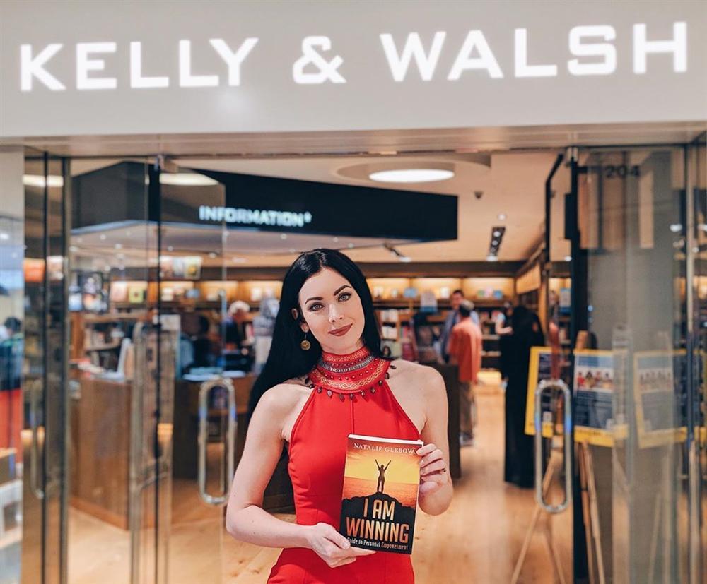 Bản tin Hoa hậu Hoàn vũ 19/5: HHen Niê mặc áo dài trắng chứng minh đẳng cấp hoa hậu đẹp nhất thế giới-3