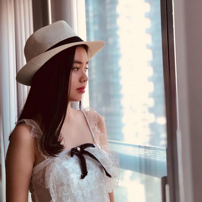 Cách mặc lớn trước tuổi của thiếu nữ diễn cảnh nóng trong phim Vợ ba-7