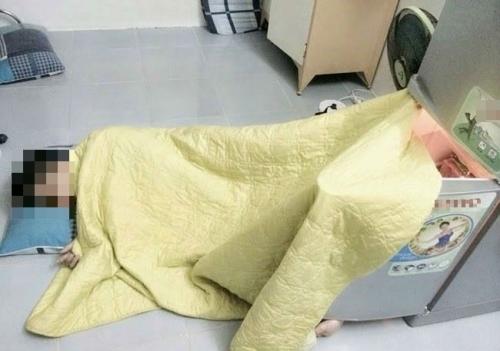 Cư dân mạng so tài xem ai chống nóng sáng tạo hơn giữa thời tiết nắng muốn phát điên-6