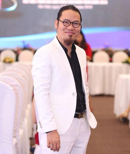 LHP Cannes cứ tổ chức là Ngọc Trinh bị réo vì chiếc váy thảm họa-5