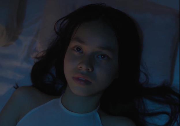 Vợ ba bị lệnh ngừng chiếu, NSX khởi kiện: Để diễn viên nhí 13 tuổi đóng cảnh nóng không phải là xâm hại tình dục trẻ em-4