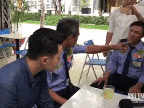 Việt kiều khoe chó nằm máy lạnh bị phạt 700 nghìn đồng-4