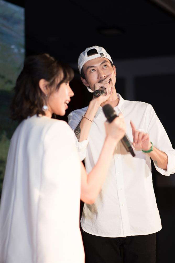 Đưa tên HHen Niê vào bài hát nhưng Đen Vâu không chịu thừa nhận mối quan hệ trên mức bạn bè với hoa hậu-4