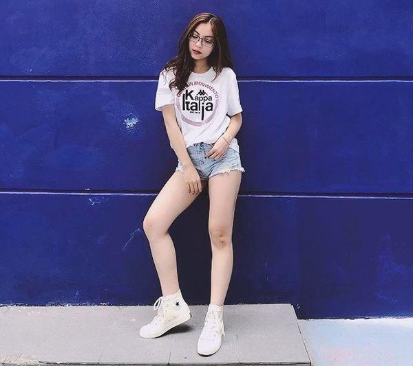Khoe diện quần 5cm hợp trend, bạn gái Quang Hải bất ngờ bị ném đá: Chân đã ngắn cách ngồi cũng chẳng giống ai-2