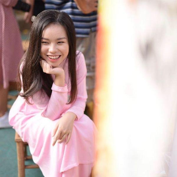 Nhan sắc ngày càng xinh đẹp của nữ diễn viên nhí thủ vai chính trong phim Vợ ba-5