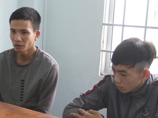 Hai thanh niên dùng súng tự chế ‘nã đạn’ vào nhà dân