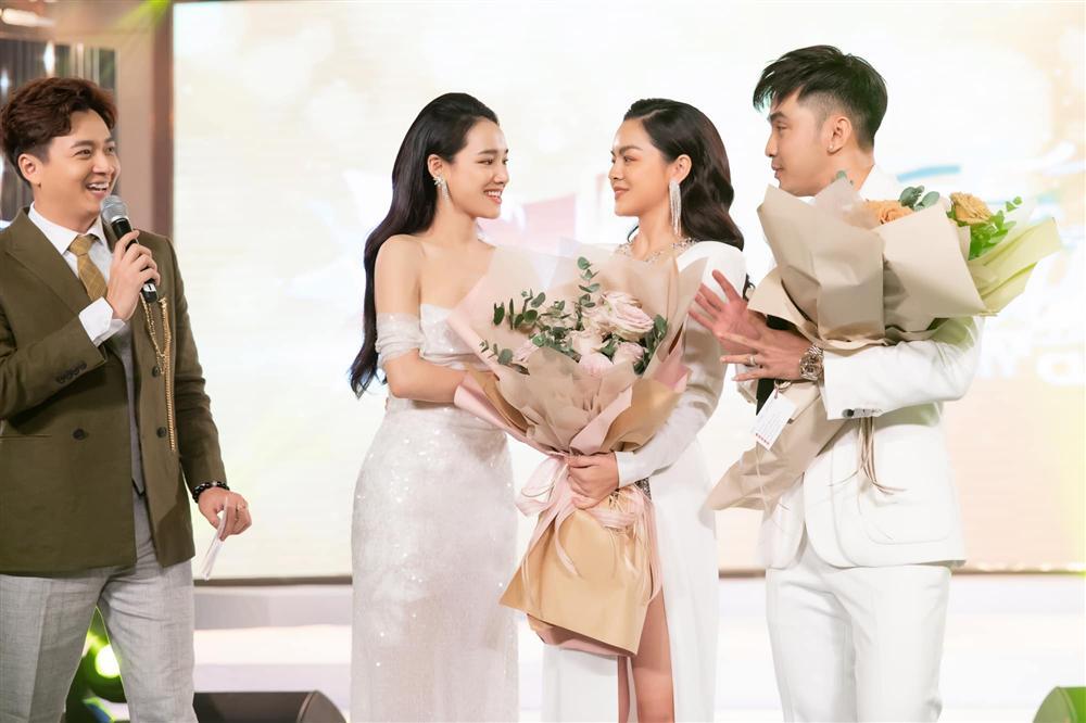 Sinh nhật Nhã Phương mà Phạm Quỳnh Anh đẹp lấn át cả nhân vật chính lẫn toàn bộ khách mời-5