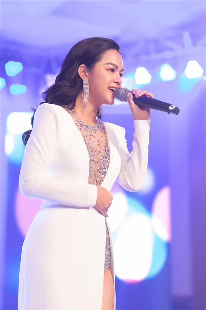 Sinh nhật Nhã Phương mà Phạm Quỳnh Anh đẹp lấn át cả nhân vật chính lẫn toàn bộ khách mời-10