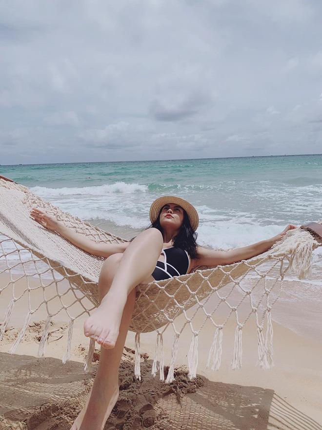 Sinh nhật Nhã Phương mà Phạm Quỳnh Anh đẹp lấn át cả nhân vật chính lẫn toàn bộ khách mời-12