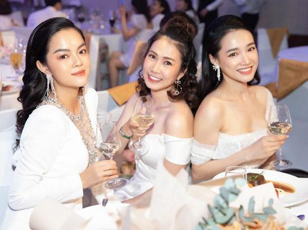 Tưởng khoe gương mặt trang điểm sương sương, Phạm Quỳnh Anh về đúng bản chất khiến Hà Tăng, Đông Nhi ngỡ ngàng-5