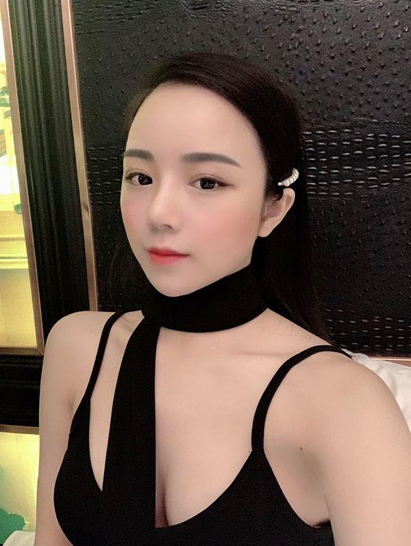 Cuộc sống đậm chất rich kid sang chảnh của hotgirl ngủ gật sắp nối gót Chi Pu đi hát-3