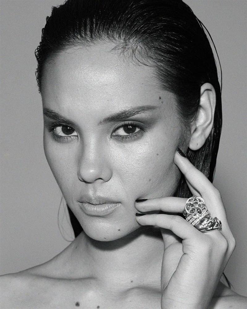 Bản tin Hoa hậu Hoàn vũ 22/5: Nhan sắc HHen Niê và Catriona Gray cộng lại vẫn thua hẳn 8 bậc trước một bà bầu-5