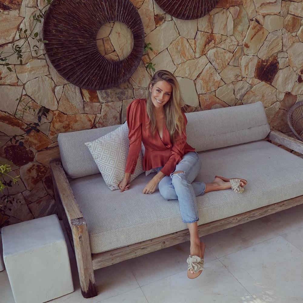 Bản tin Hoa hậu Hoàn vũ 22/5: Nhan sắc HHen Niê và Catriona Gray cộng lại vẫn thua hẳn 8 bậc trước một bà bầu-1