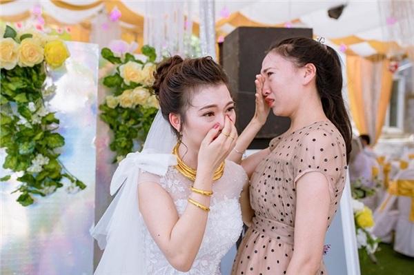 Bạn thân 20 năm: Chưa có chú rể đã đòi làm phù dâu, tiễn bạn lấy chồng thì khóc như mưa-2