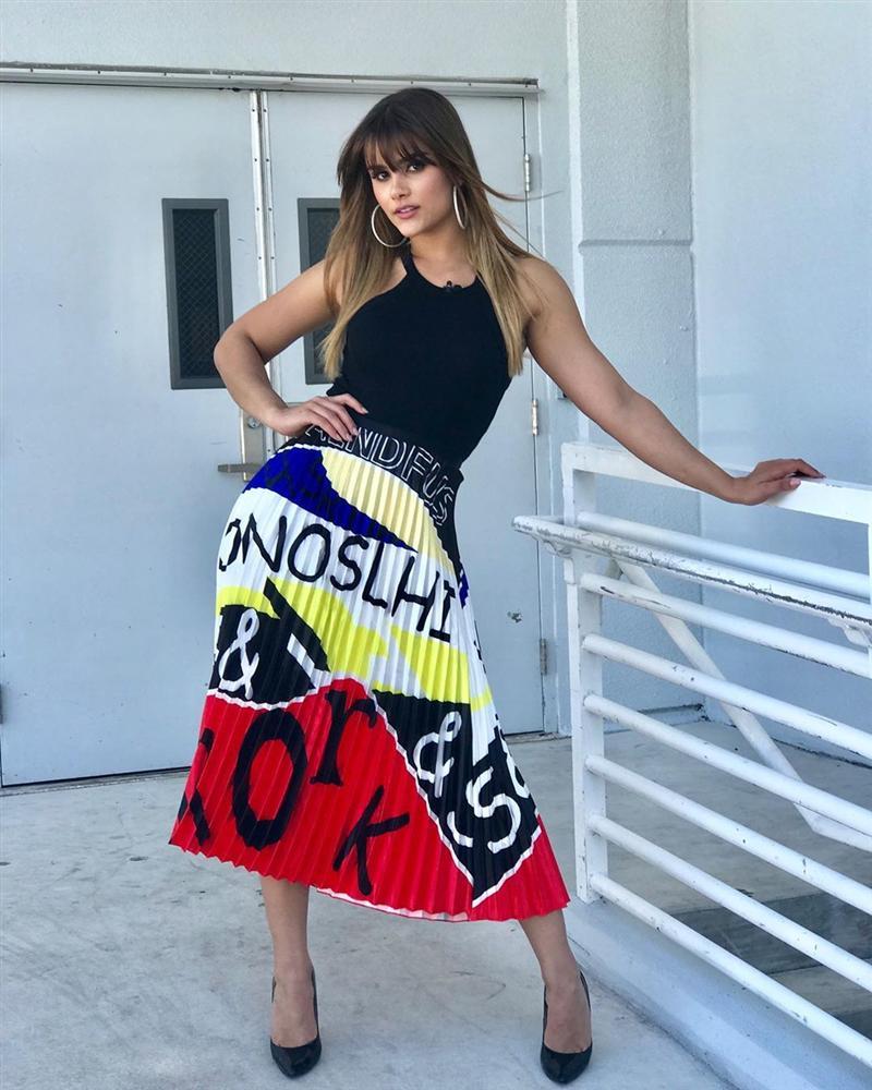 Bản tin Hoa hậu Hoàn vũ 23/5: Hoàng Thùy lên đồ xuất sắc, bất ngờ chặt đẹp đối thủ người Mỹ-13