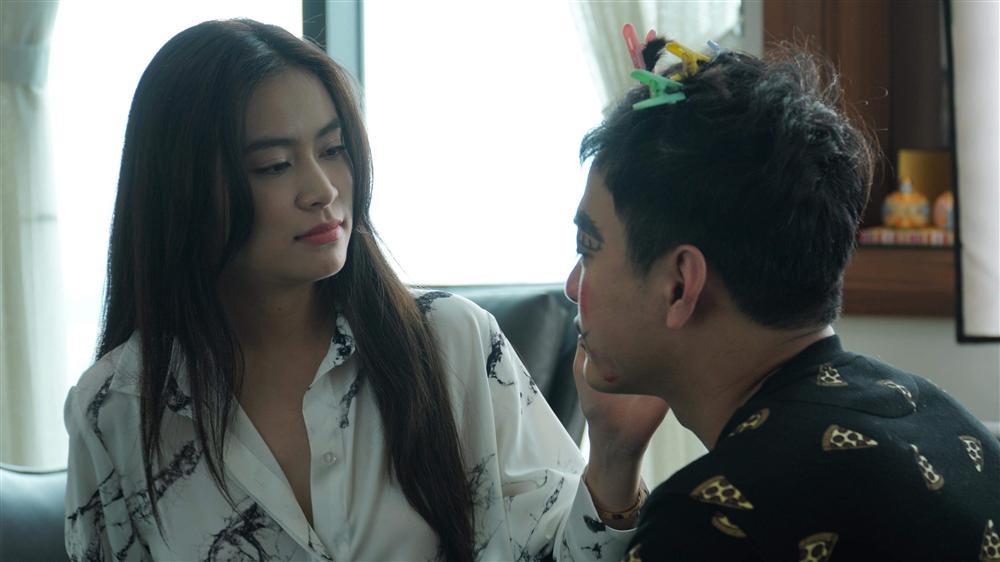 Hoàng Thùy Linh diễn xuất gây thất vọng, khán giả chỉ trích: Chỉ được cái tiếng chứ nhạt như nước ốc-2