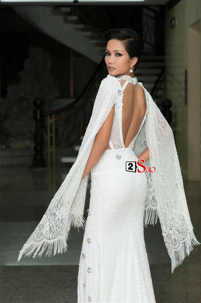 Hết Vũ Ngọc Anh giờ đến HHen Niê cũng bị nhà thiết kế nước ngoài tố thẳng mặt là Hoa hậu Việt Nam mặc váy nhái-4