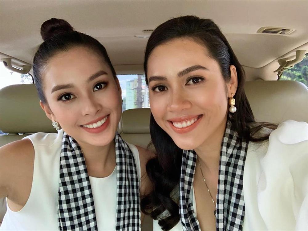 Hết giống Mai Phương Thúy, Trần Tiểu Vy lại gây kinh ngạc với gương mặt hao hao Á hậu Hoàng My-1