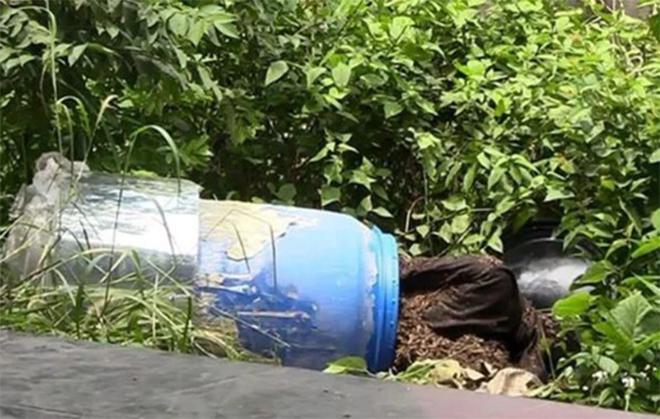 Giáp mặt với 4 nghi can giết người phi tang xác ở Bình Dương-3