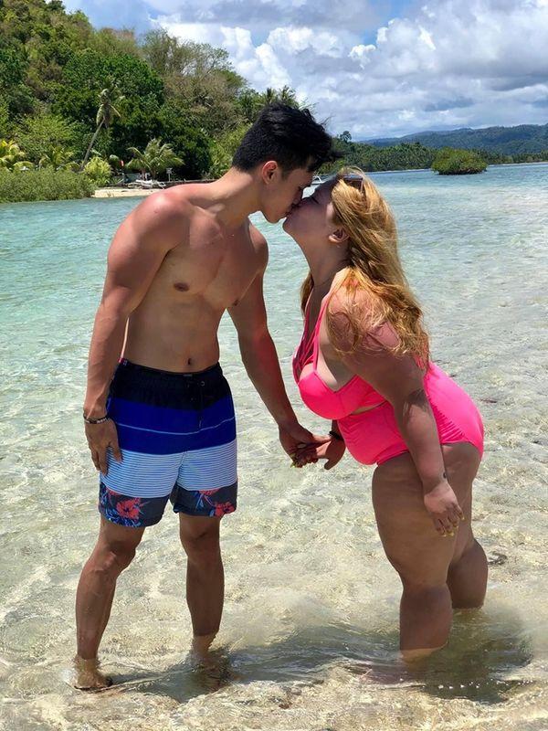 Bộ ảnh của cặp đôi đũa lệch chàng 6 múi, nàng 6 ngấn mỡ khiến cư dân mạng bàn tán không ngớt-4