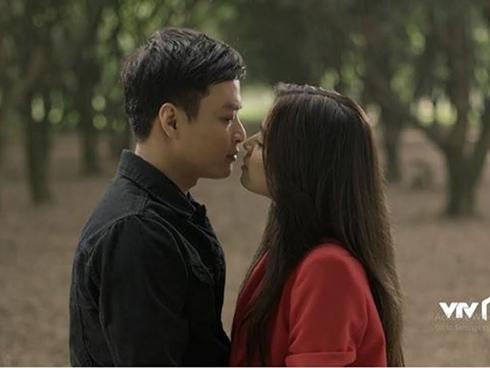 Bị chê diễn xuất sau 10 năm tái ngộ với phim truyền hình, Hoàng Thùy Linh nói gì?