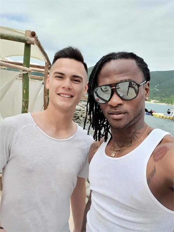 Bóng đá Việt có thêm soái ca mới, từ gương mặt đến vóc dáng sexy ngang ngửa Đặng Văn Lâm-6