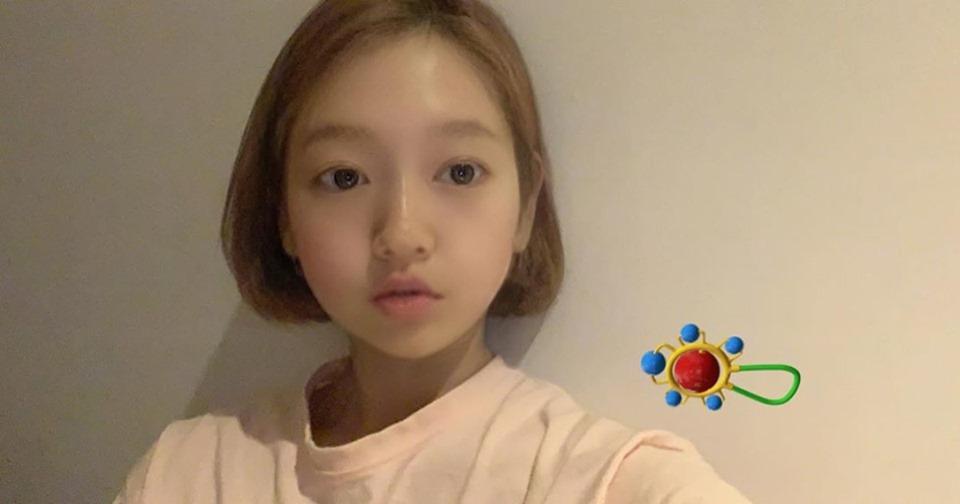 Park Shin Hye khoe ảnh trẻ thơ mặt búng ra sữa nhưng sự thật lại khiến ai nấy ngã ngửa-1