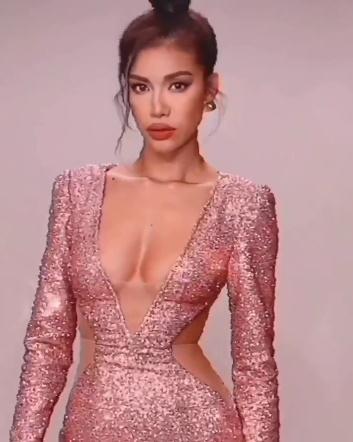 Phát hoảng vì đôi môi dầy như hai miếng thịt bò của Minh Tú khi đóng quảng cáo-2