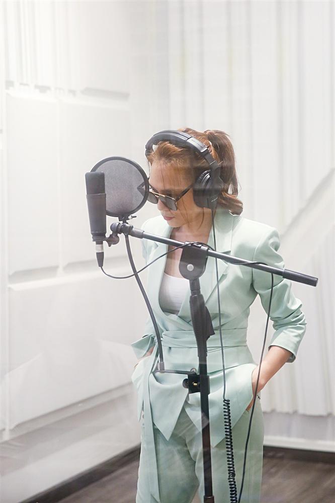 Mỹ Tâm cùng Binz tung MV nhạc phim Chị trợ lý của anh dành riêng cho hội FA-2