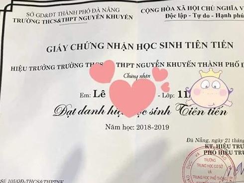 Chứng nhận học sinh tiên tiến giống tờ rao vặt