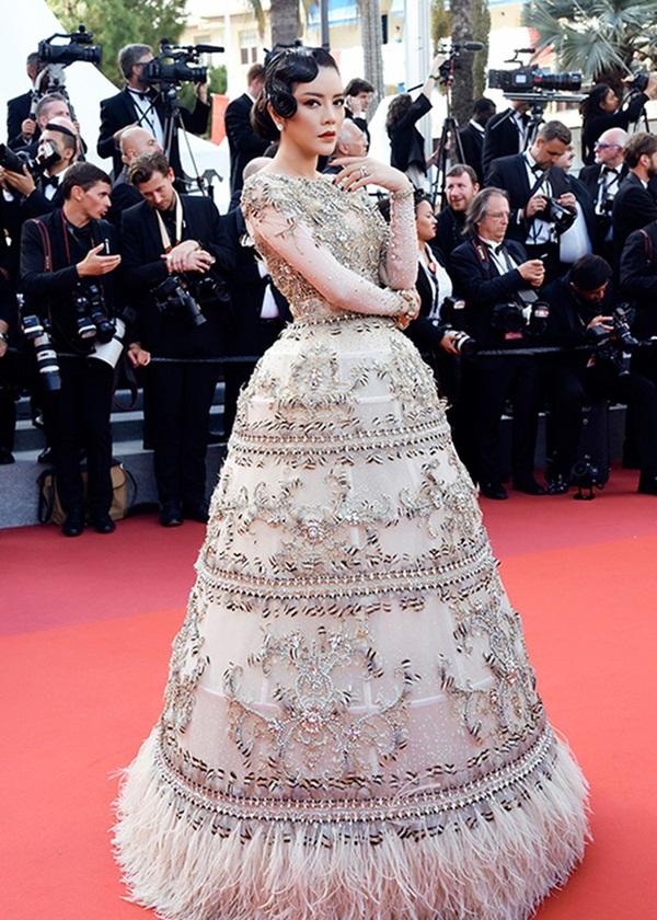 Bị Khắc Tiệp chửi xéo, Lý Nhã Kỳ đáp trả cực sâu cay: Tôi đã qua tuổi háo đá để giành phần hơn về mình-1