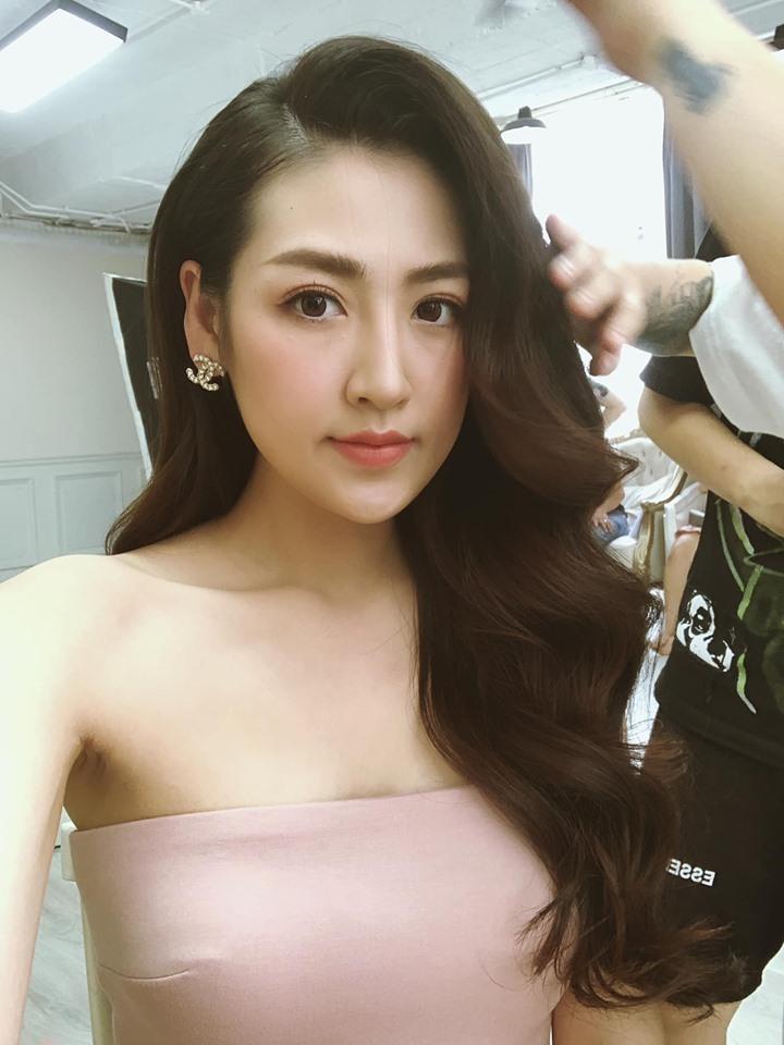 Giữa scandal váy áo phản cảm, Ngọc Trinh ung dung điểm phấn tô son ngạo lại với đời-10