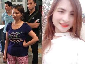 Bị công an ập đến bắt giữ, mẹ nữ sinh giao gà hét lên: ‘Tôi có gì mà bị bắt, tôi không buôn ma túy’ Bị công an ập đến bắt giữ, mẹ nữ sinh giao gà hét lên: ‘Tôi có gì mà bị bắt, tôi không buôn ma túy’